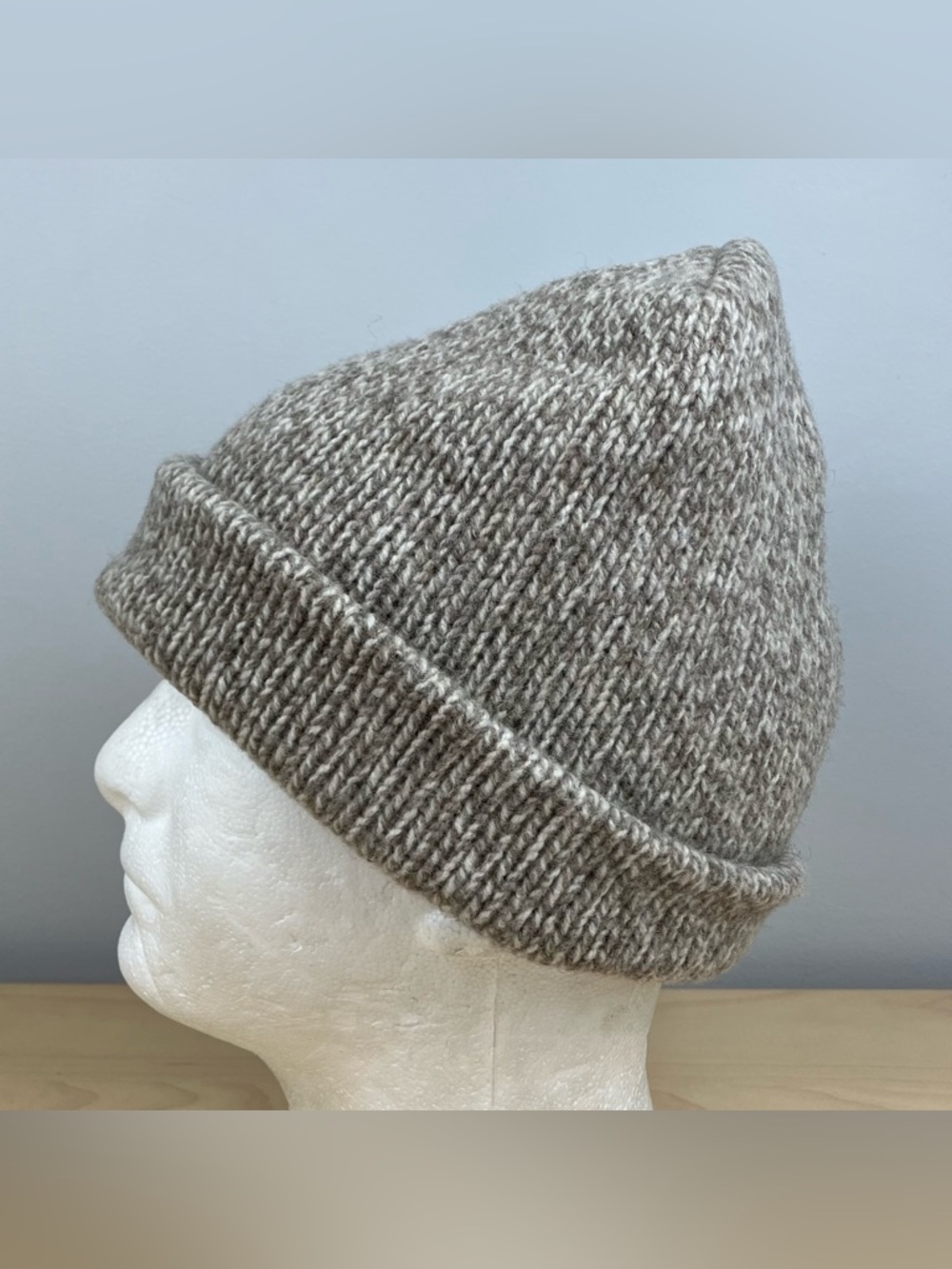 L.L. Bean 100% Lambswool Winter Beanie Hat Oatmeal Beige OSFA - Picture 2 of 9